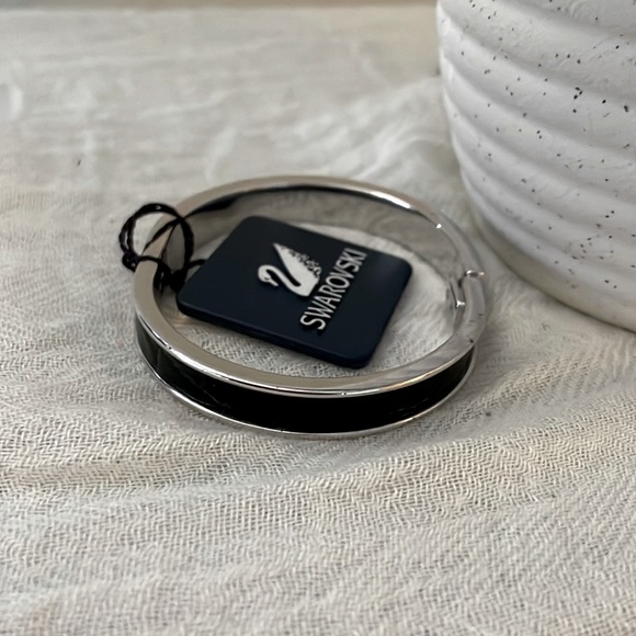 Jewelry - Swarovski BANG/RHD/JET W/BLK EPOXYTHIN Bangle NWT